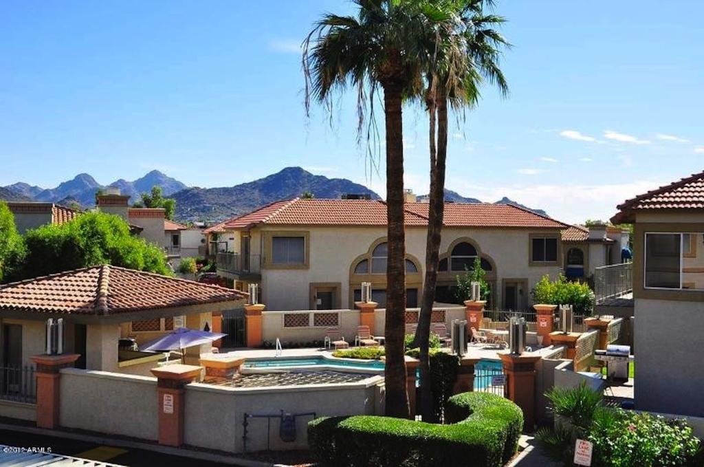 Gated Mountain View Resort Community, Centrally Located, Three Heated Pool-Spa Complexes, Half-Mile To Hiking! 피닉스 외부 사진
