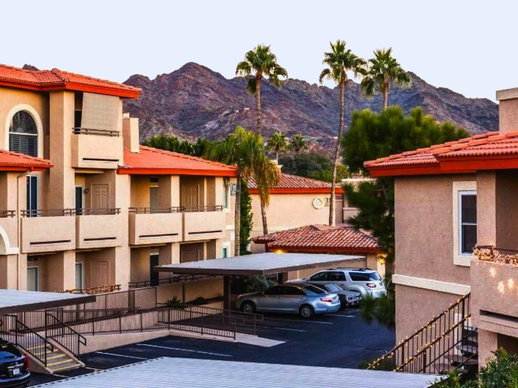 Gated Mountain View Resort Community, Centrally Located, Three Heated Pool-Spa Complexes, Half-Mile To Hiking! 피닉스 외부 사진